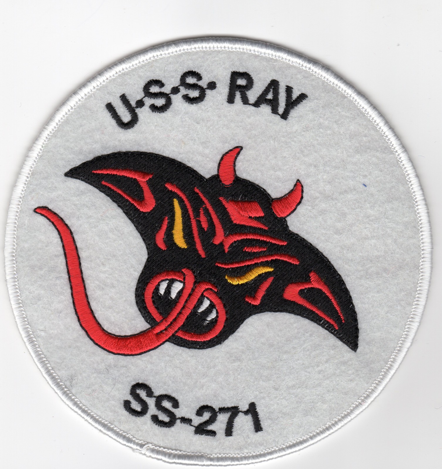 USS Ray SS 271 - Red/blk Ray on white BC Patch Cat No C5336
