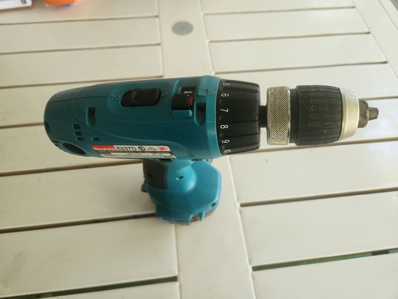 Makita Drill 6337D 14.4V Cordless 1/2" Driver DC1414 Charger & Battery & Case