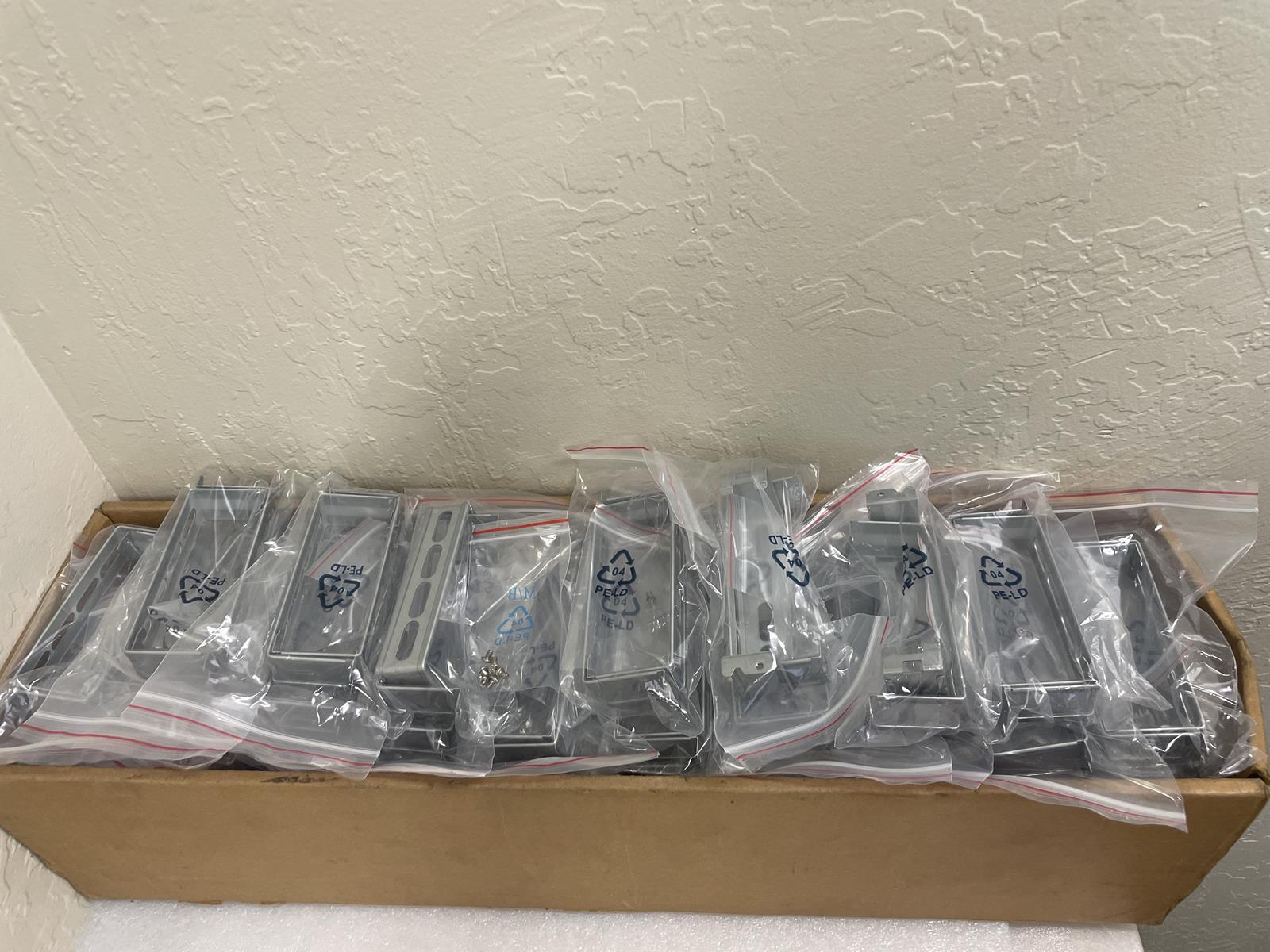 SUPERMICRO LOT OF 67 SETS OF MOUNTING BRACKETS 01-SLA2628, 00C10101