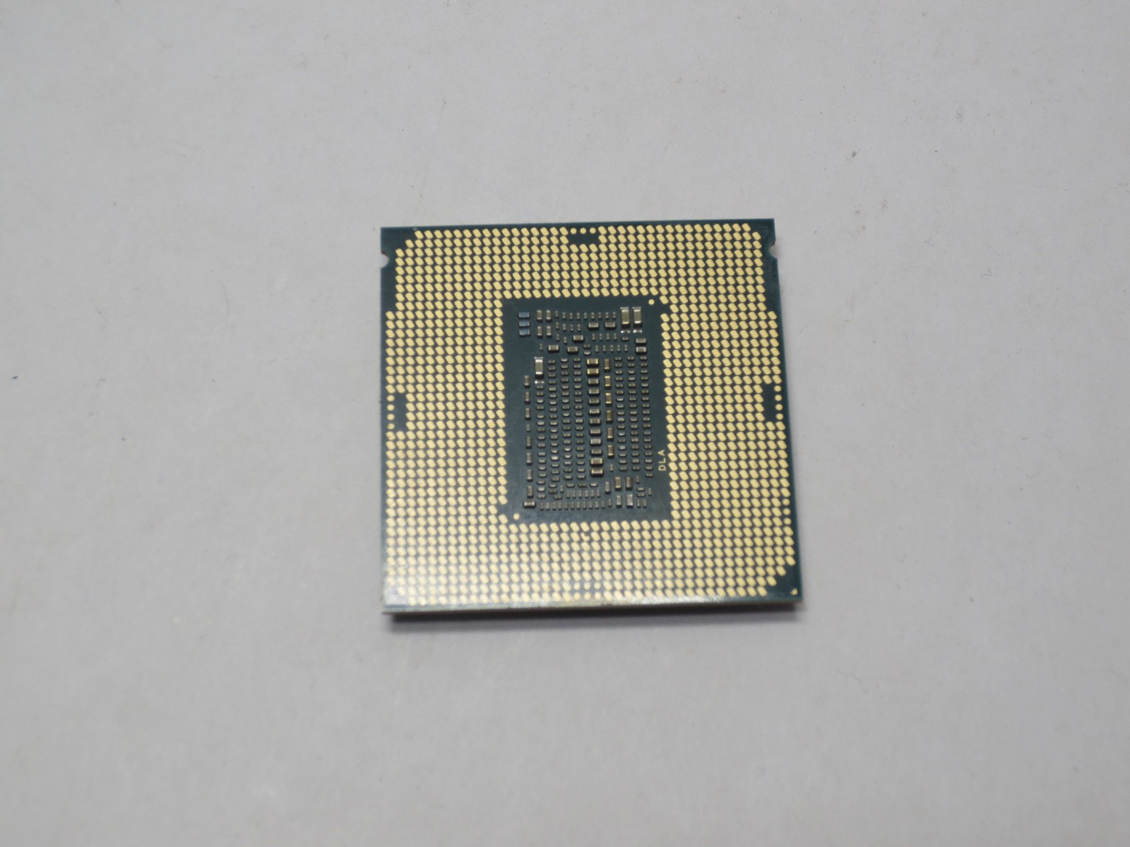 Intel Core i7-9700T 8-Core 2.0GHz LGA1151 Computer CPU Processor, SRG17