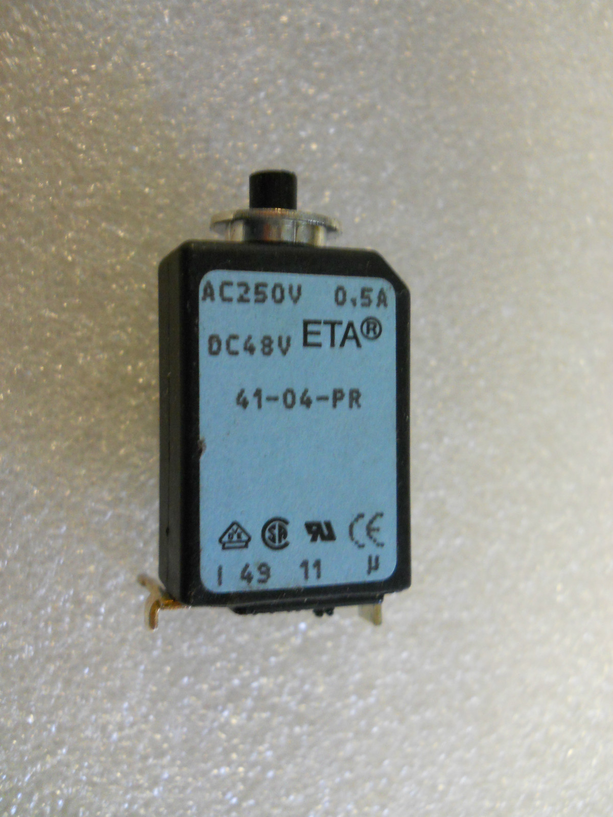 ETA 41-04-PR MINIATURE PUSHBUTTON 250 VAC 48 VDC 4104PR NEW CONDITION NO BOX