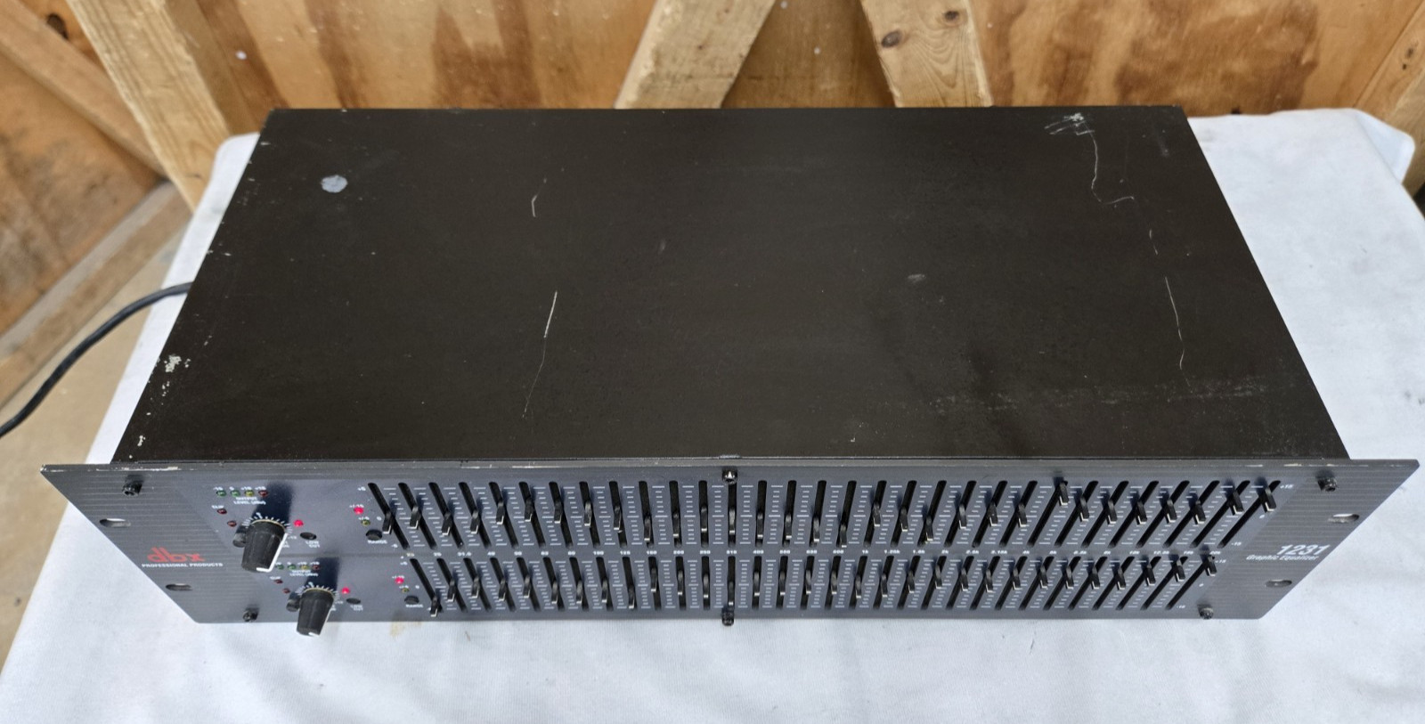 dbx 1231 Stereo Dual 31 Band Graphic EQ Equalizer - Tested & Working - ONE