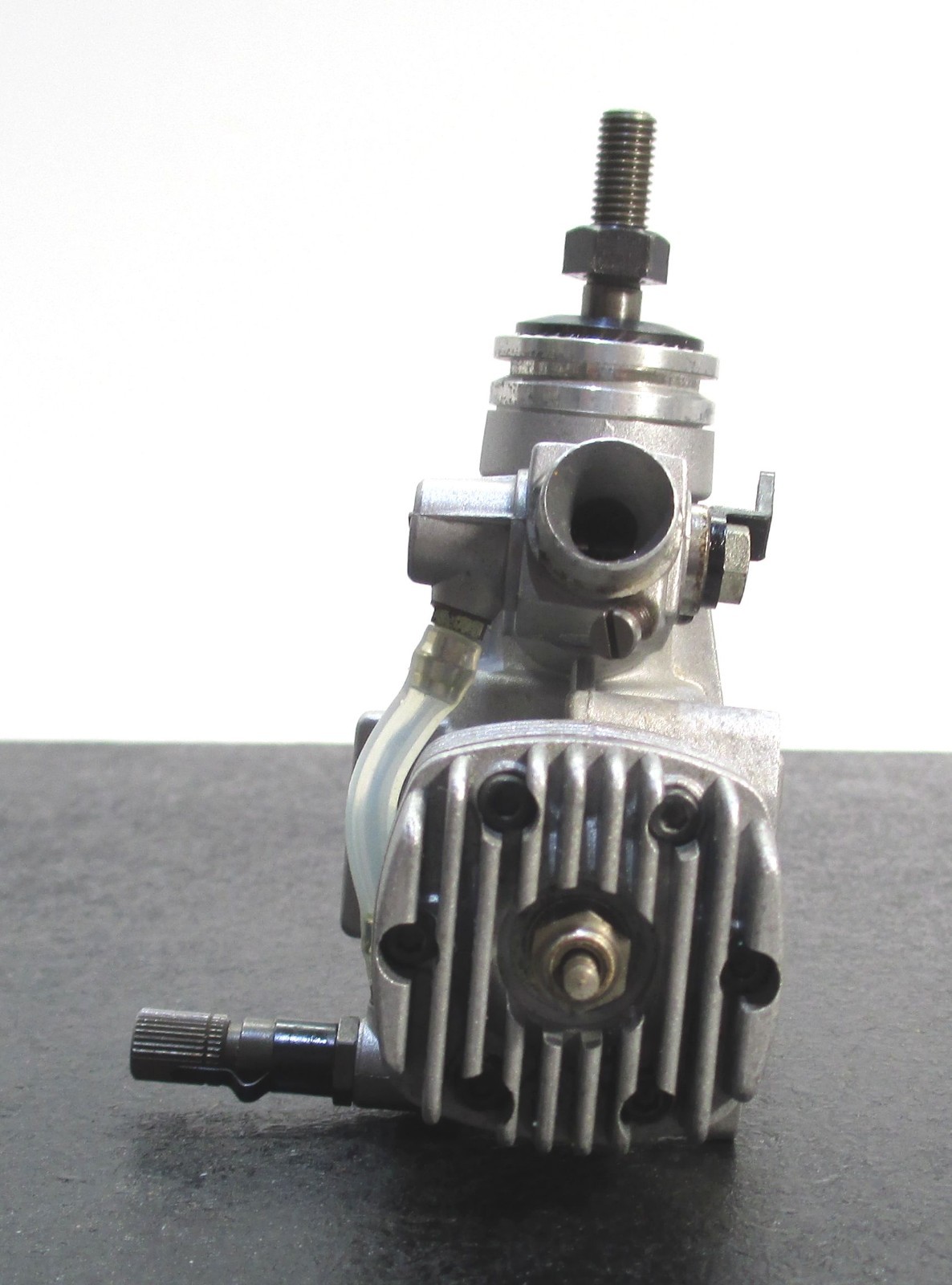 O.S. MAX-25FX 4.07cc 2-Stroke Glow Engine Includes muffler; used for RC airplane