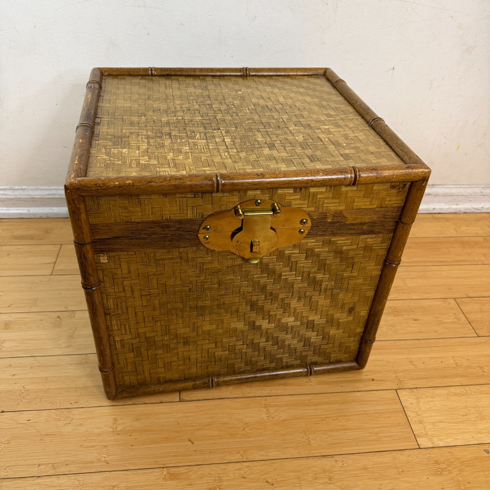 Vintage Bamboo Lidded Chest Trunk Hamper Herringbone Woven Wicker