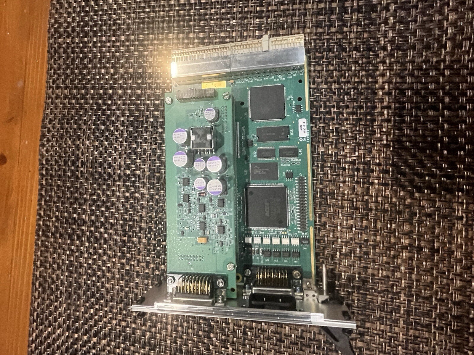🇺🇸USON VECTOR, 51999 Mount Rack w/ Power Supply