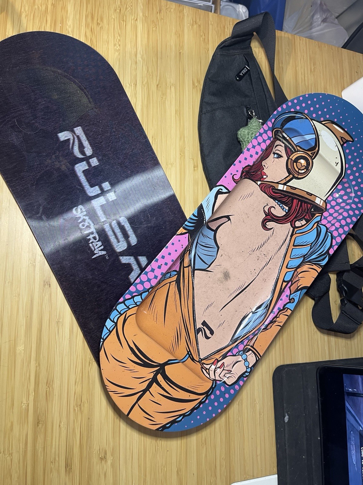 Pulsar Sk8Tray Collector Art Tray + Smokezilla Crossbody/Fanny Pack Bundle