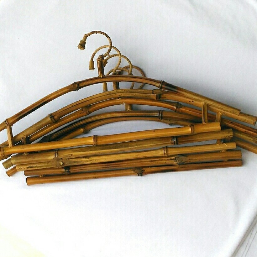 12 Clothes Hanger From Bamboo Cendani