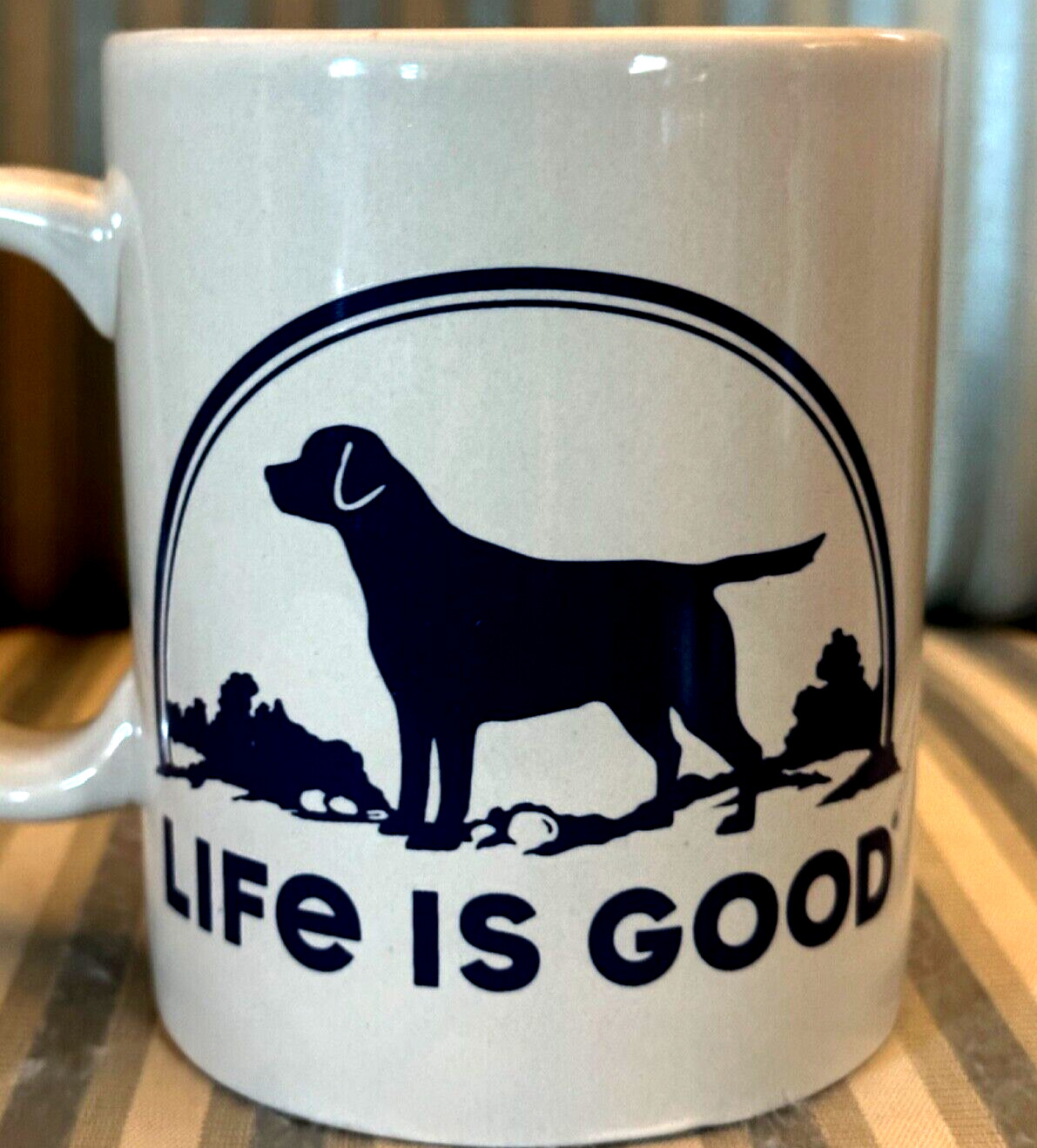 NEW! LIFE IS GOOD CHINA  COFFEE MUG. …"WAGGING DOG”  GREAT GIFT!!