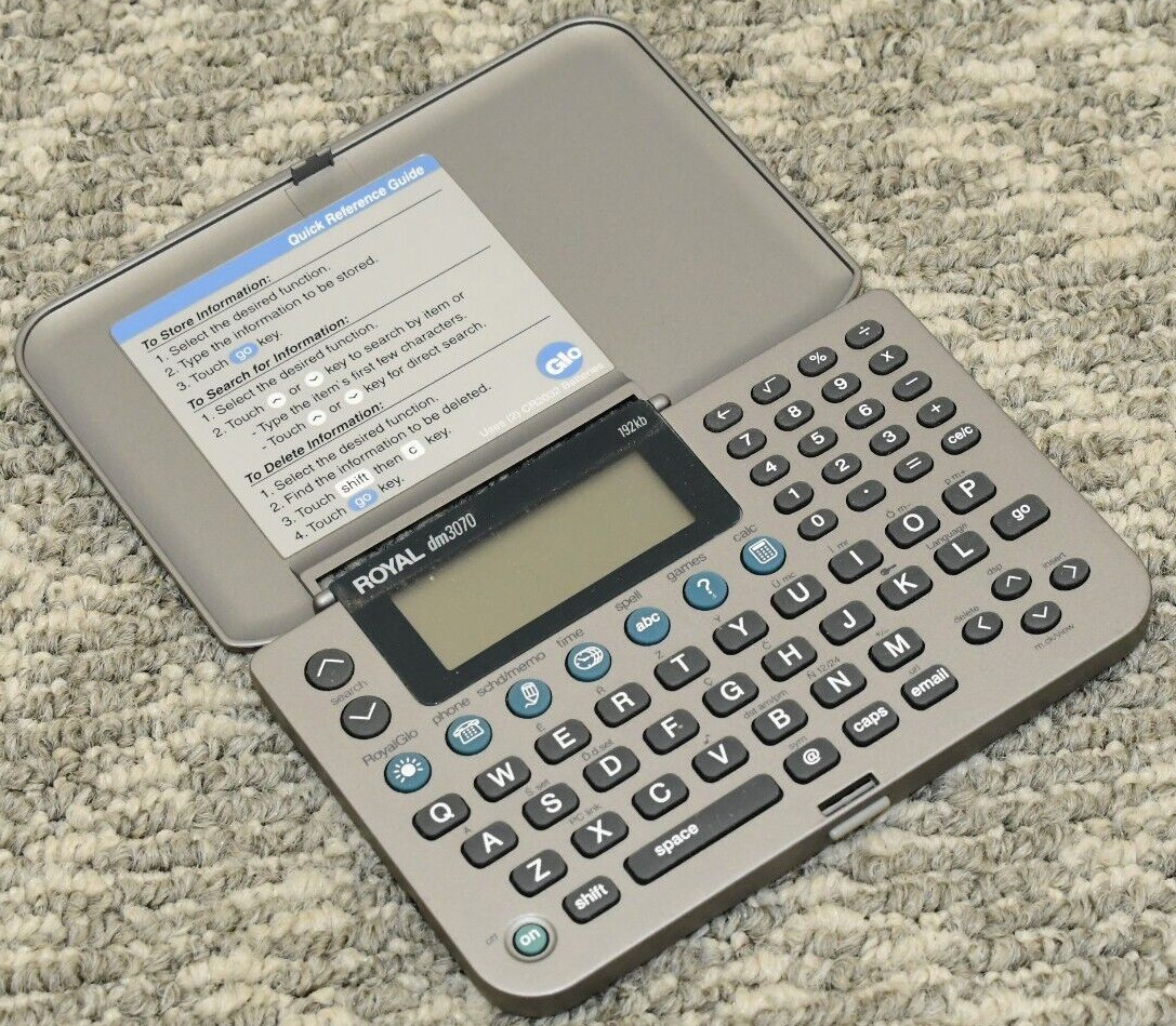 Royal Electronic Pocket Organizer Business Personal Calculator DM3070 192KB