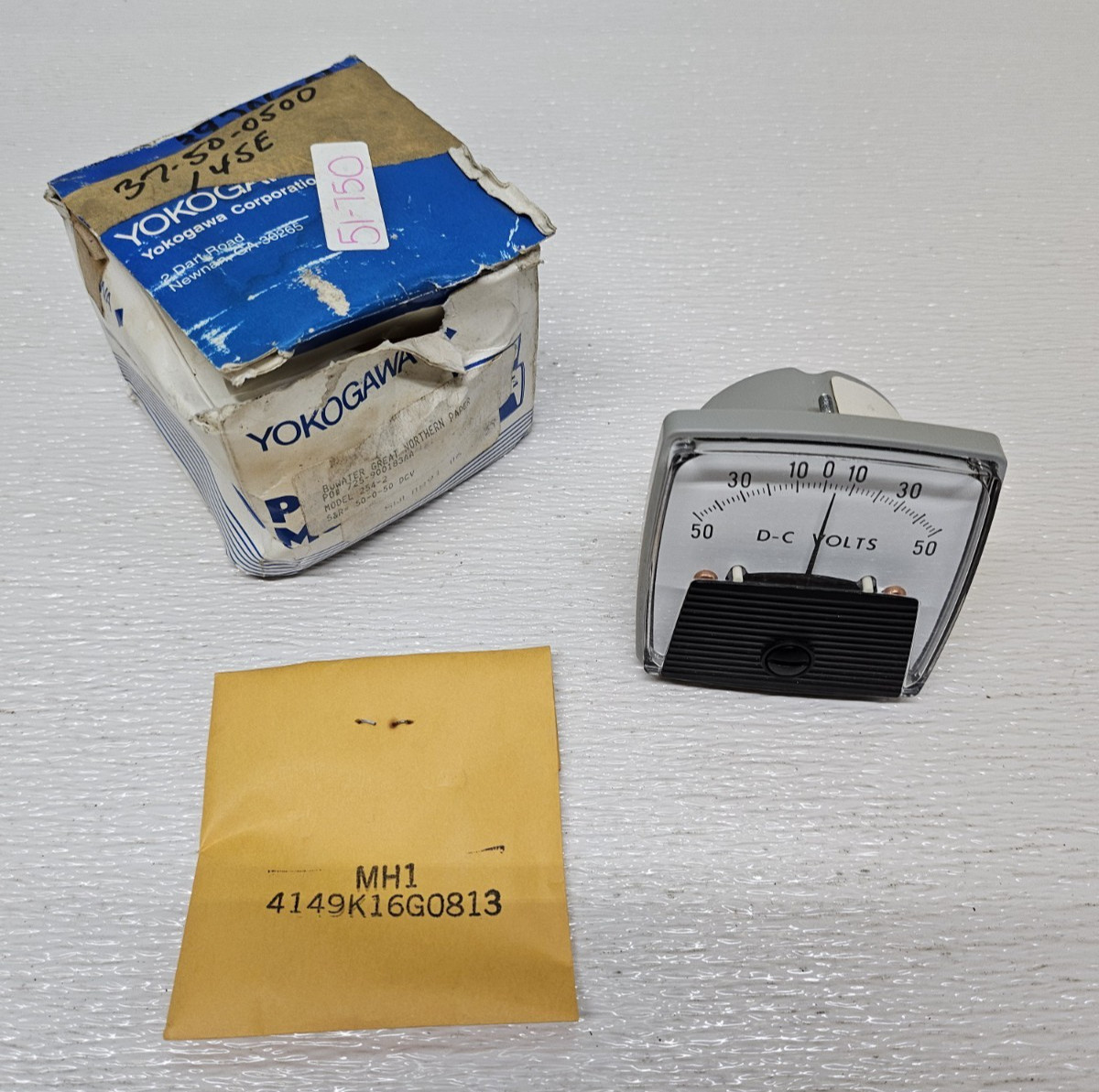 Yokogawa 254-2 Panel Meter 0-1500 D-C Volts
