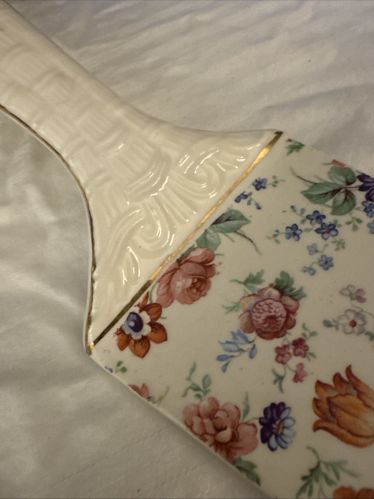 German Bavaria Porcelain Floral Cake Server