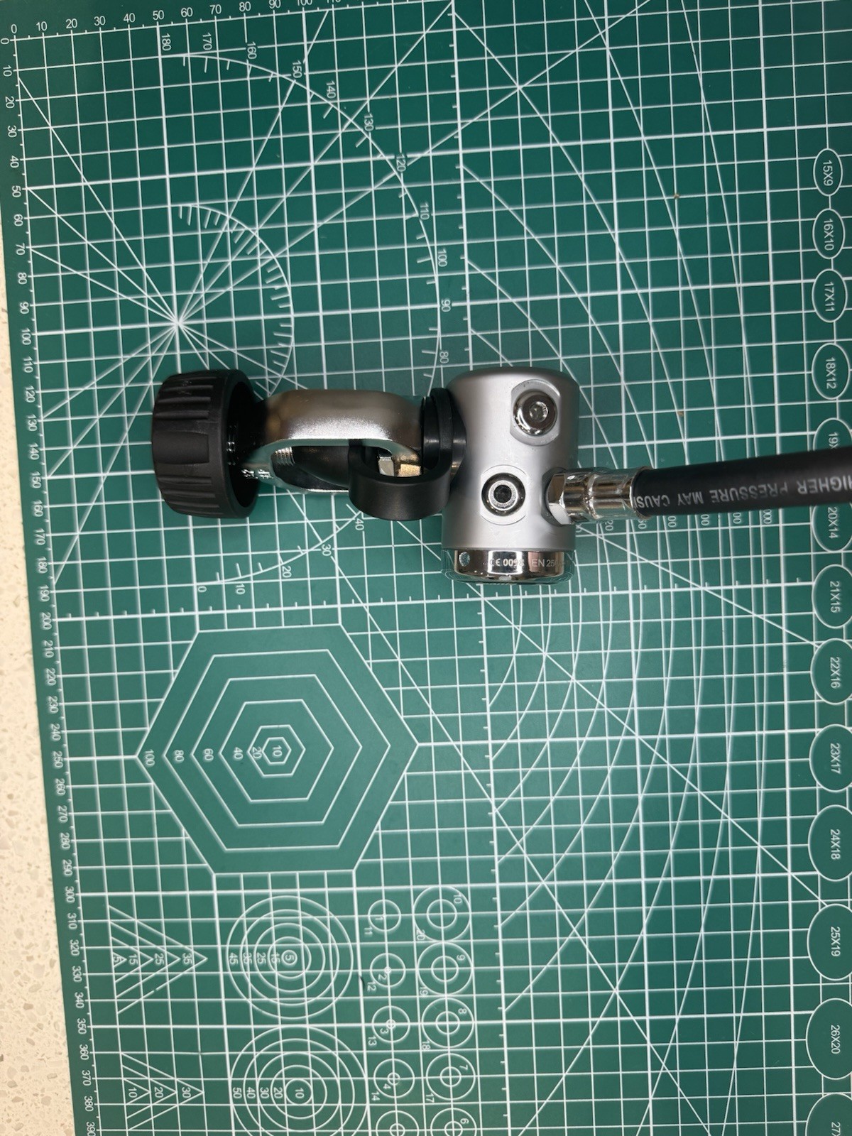 Zeagle Envoy 2 Scuba Diving Regulator Set-Yoke