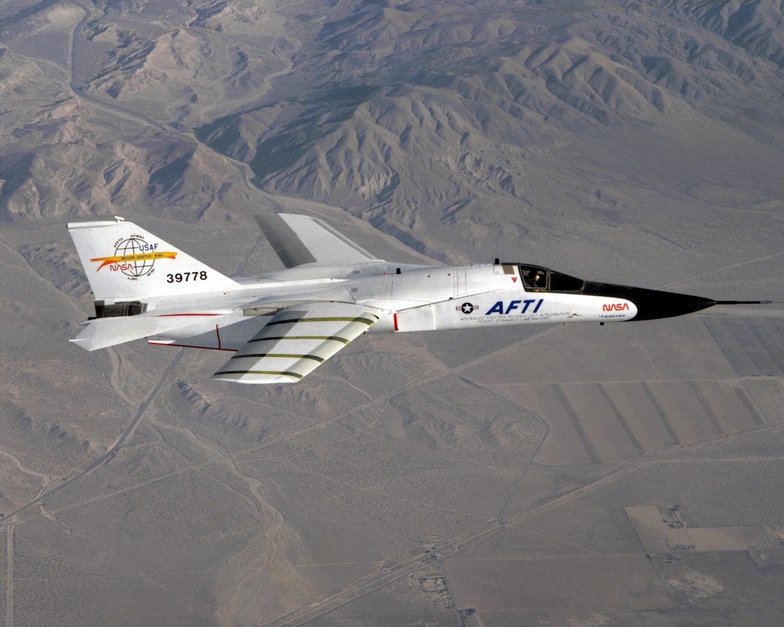 1985 NASA Boeing AFTI F-111 Aardvark Aircraft - 8x10 Photo On 8.5x11 #1755