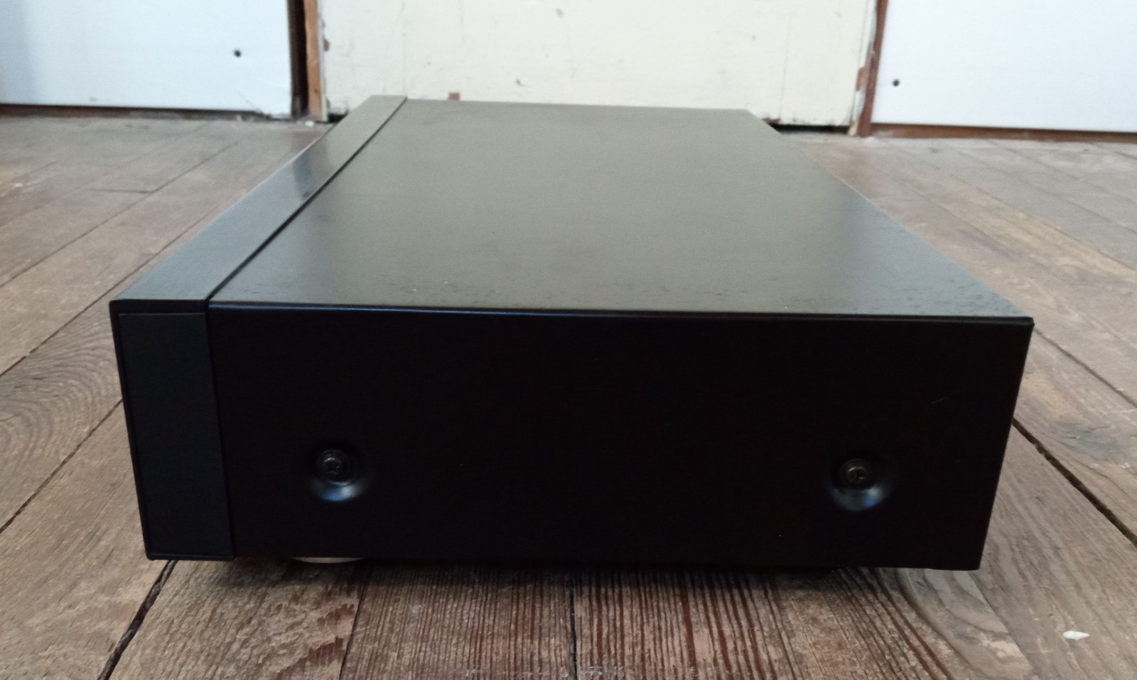 Optimus CD-1660 CD Player, Powers On, *PLEASE READ*