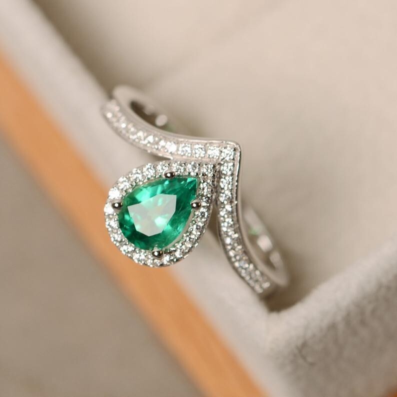 1.50 Ct Pear Cut Natural Emerald Diamond Wedding Ring 14K Real White Gold