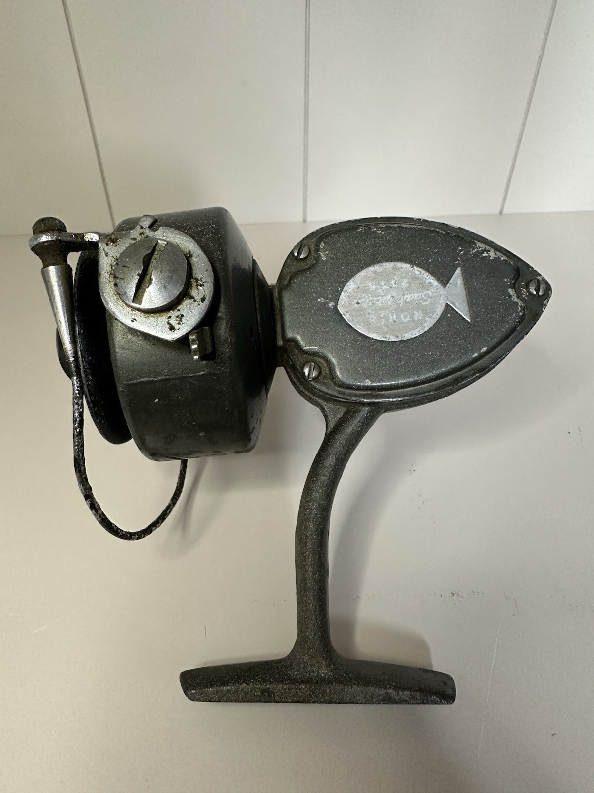 vintage fishing reel Made In Japan