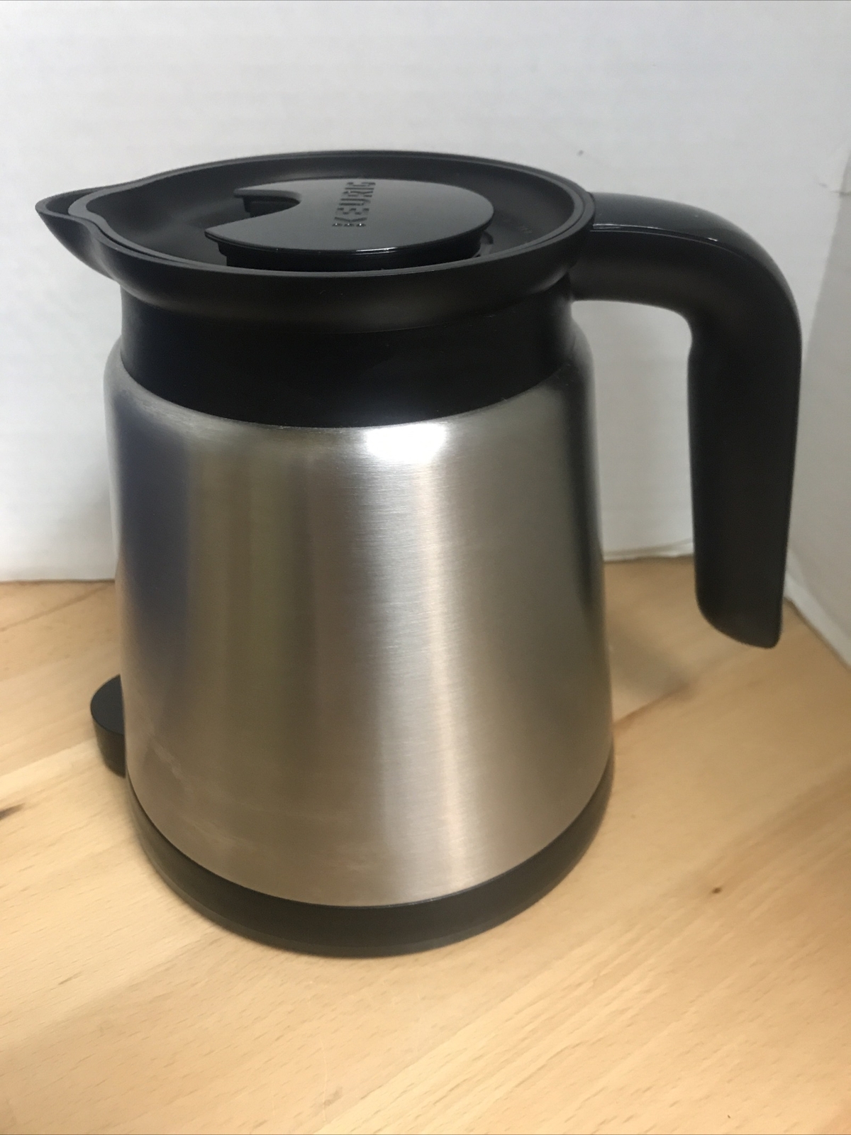 KEURIG 2.0 Brushed Stainless Steel 32 Oz Double Walled INSULATED THERMAL CARAFE
