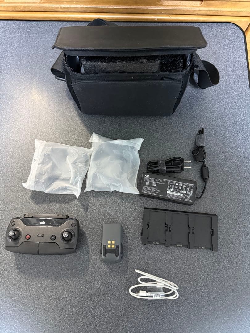 Dji Spark Drone Full Set White Quadcopter With Camera Controller Battery (Needs