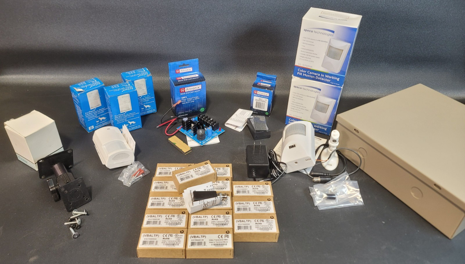 Security System Accessories Lot ~ Altronix, TriTech Speco