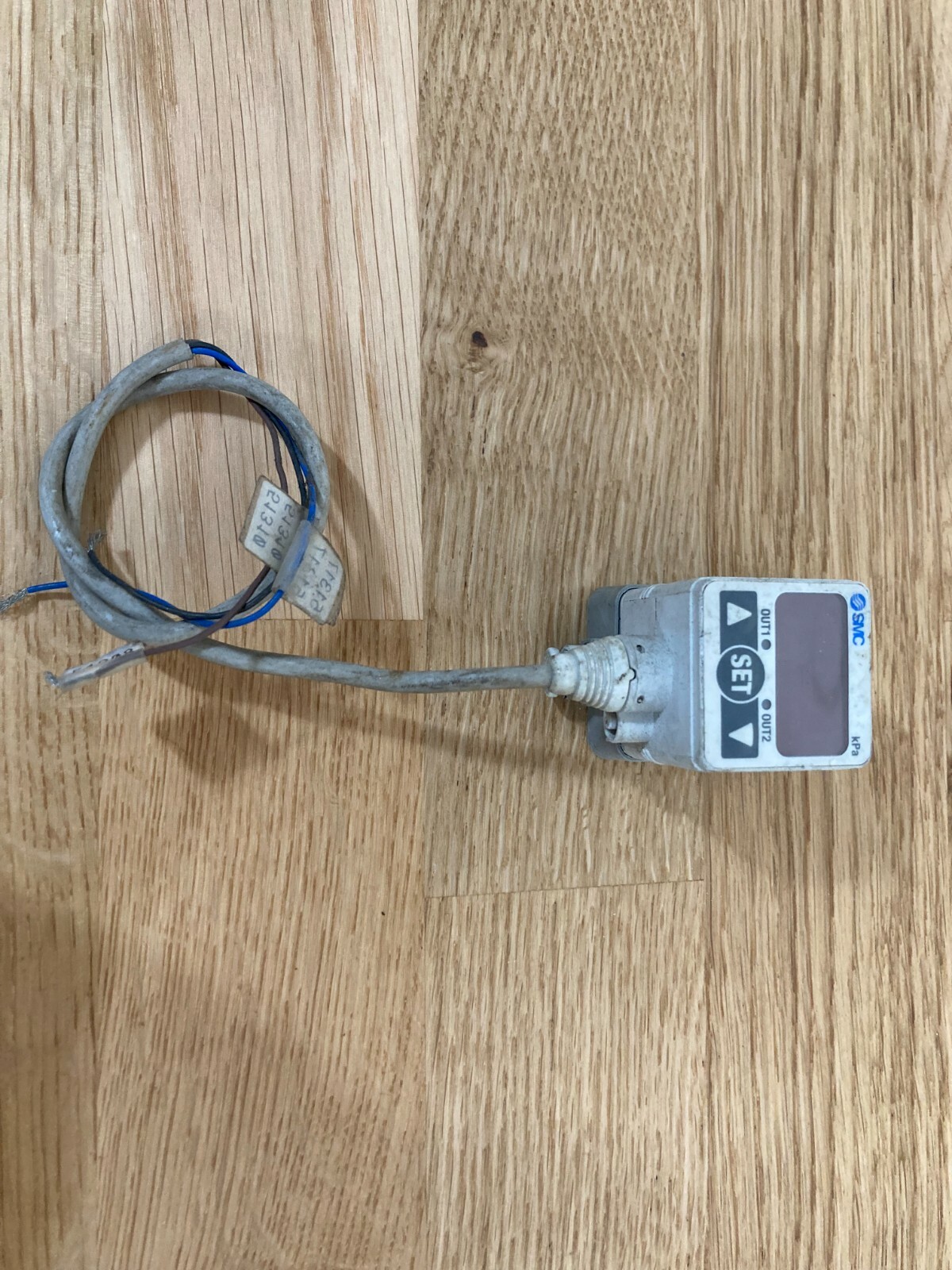 SMC ZSE40-C4-70L Vacuum Switch