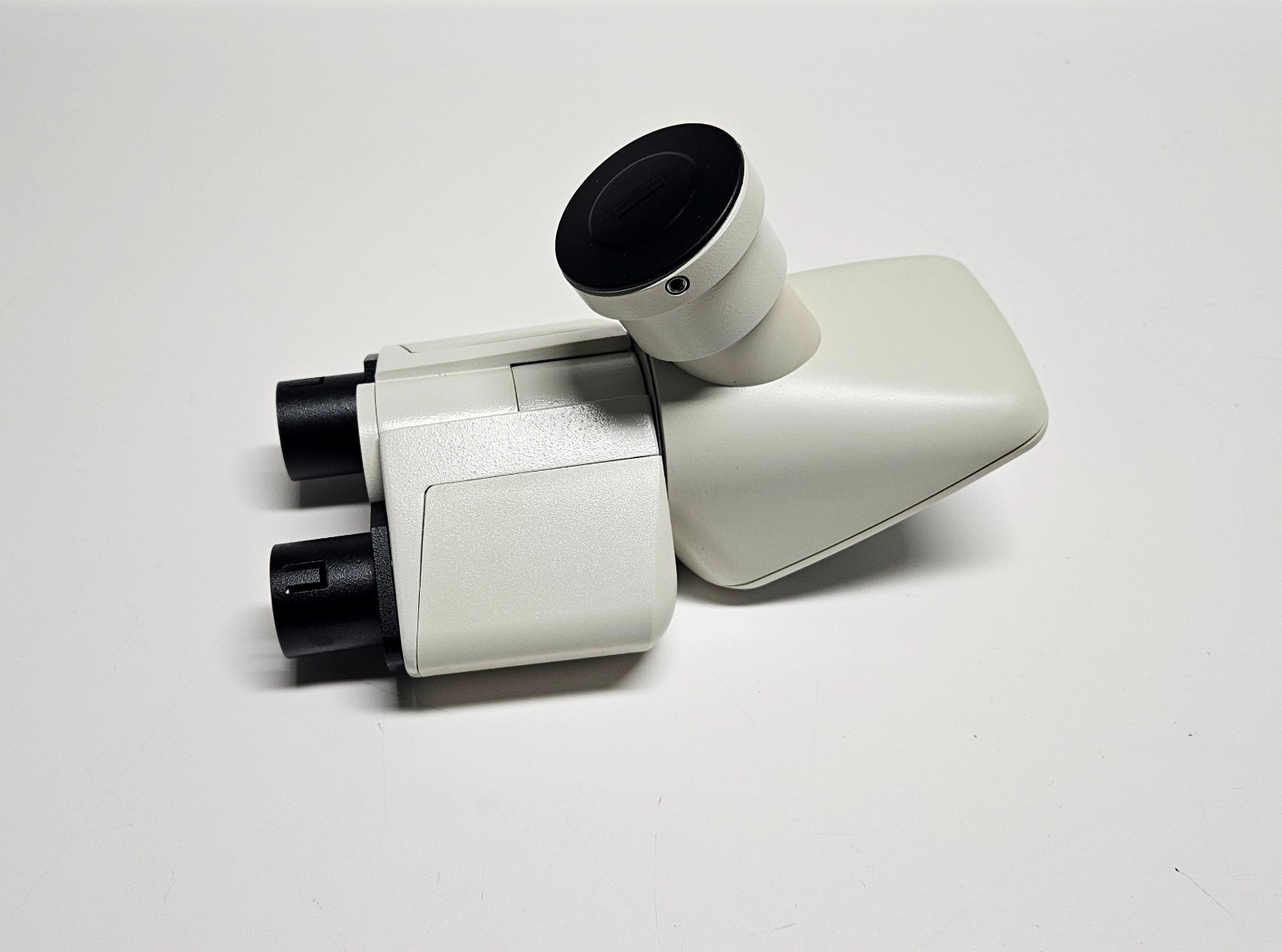 Leica HC 501500 Trinocular Head for DM Series  Microscopes