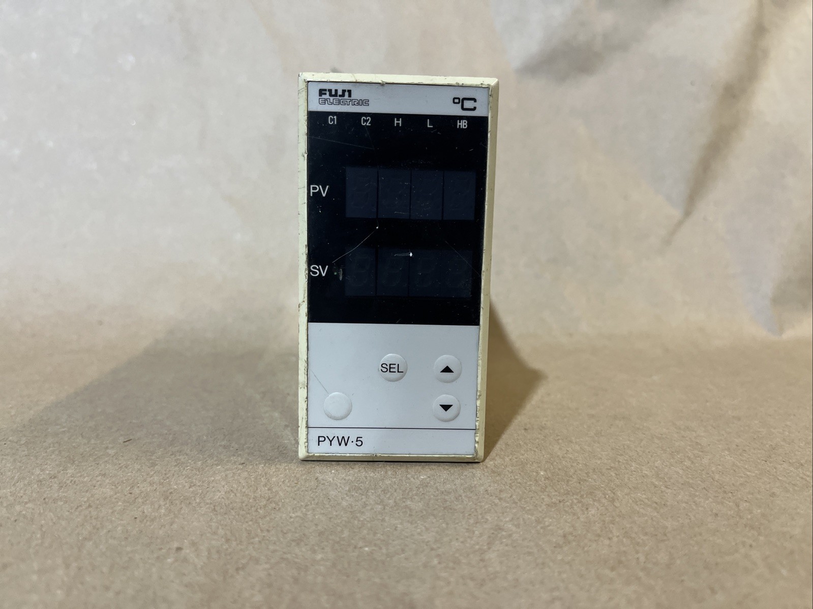 Fuji Electric PYW-5 Temperature Controller