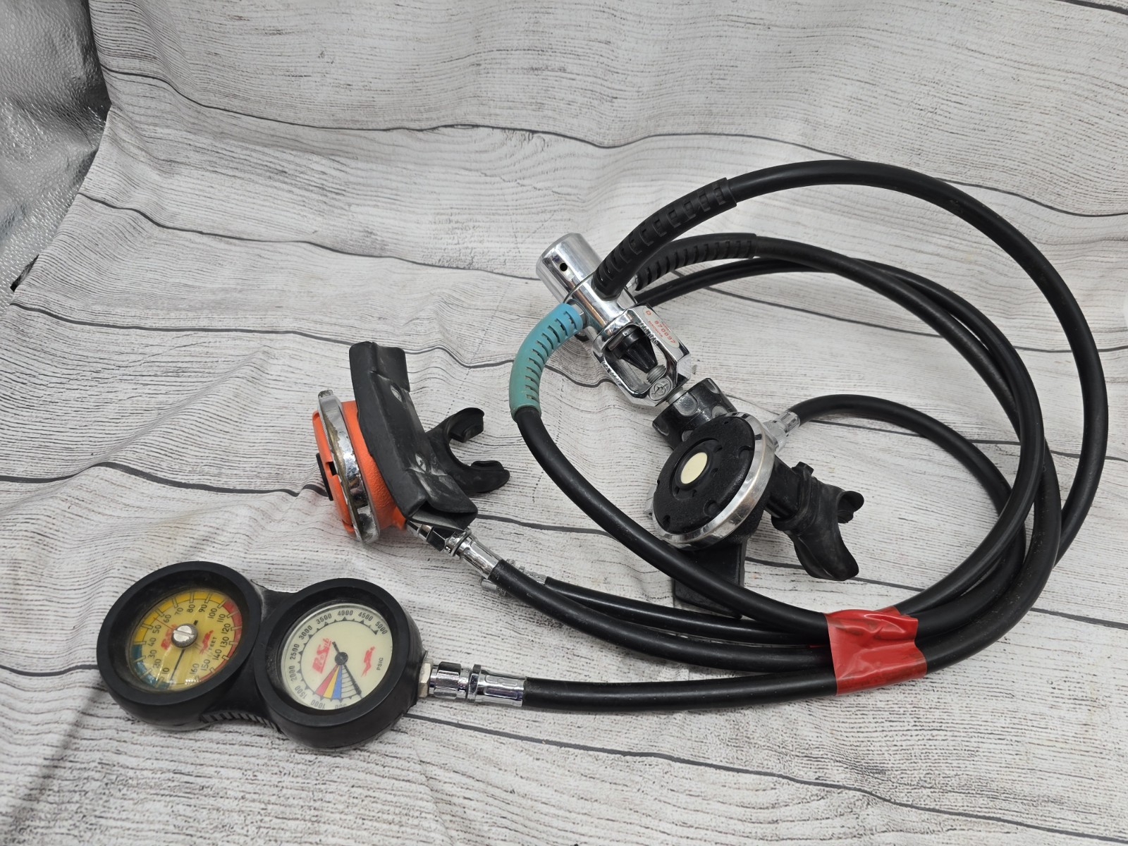 Beuchat Scuba Regulator Set & Gauges Untested Parts Only