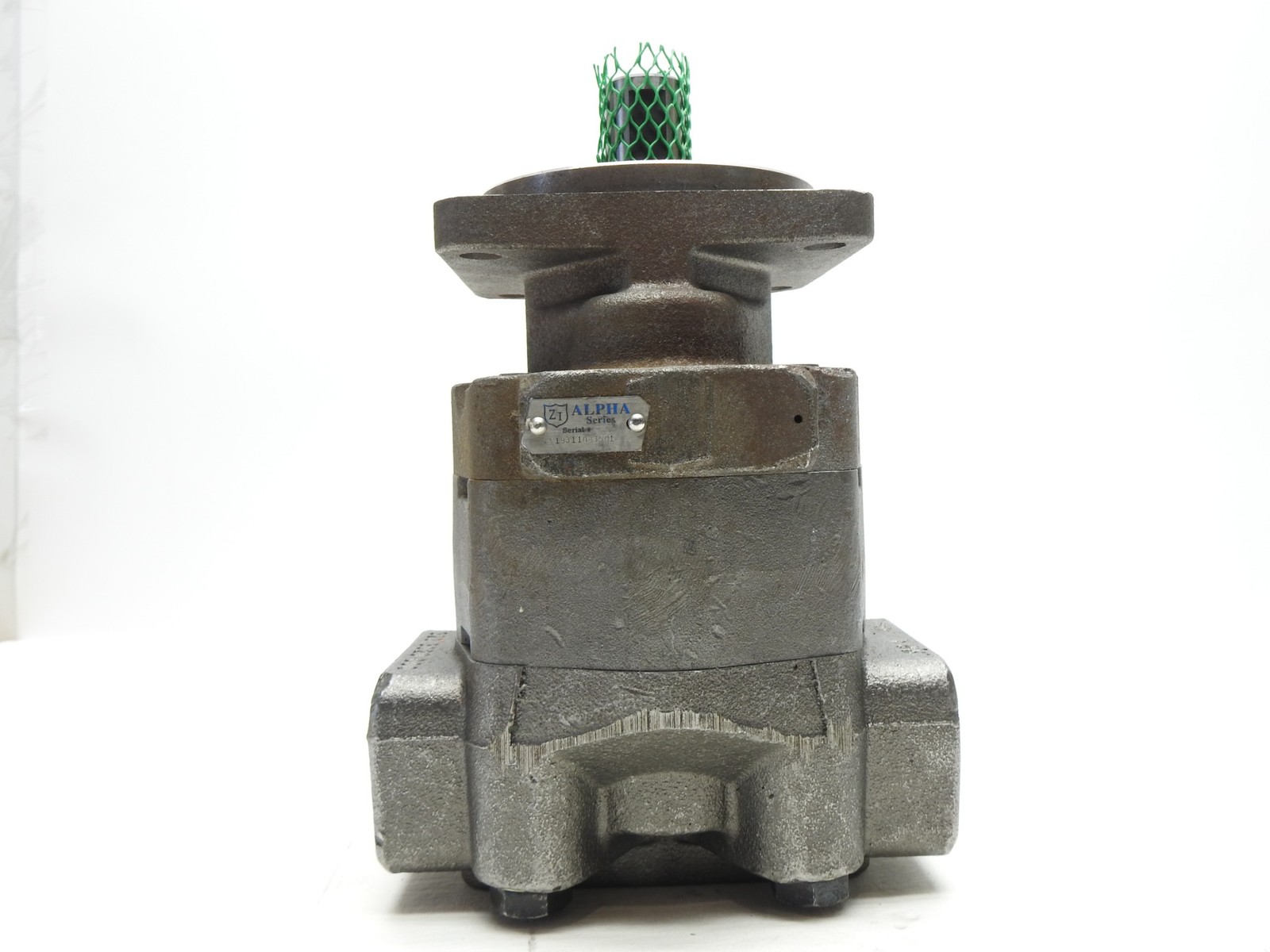 Zi Alpha 323-3020-000 Hydraulic Pump 3233020000 - NEW BULK!