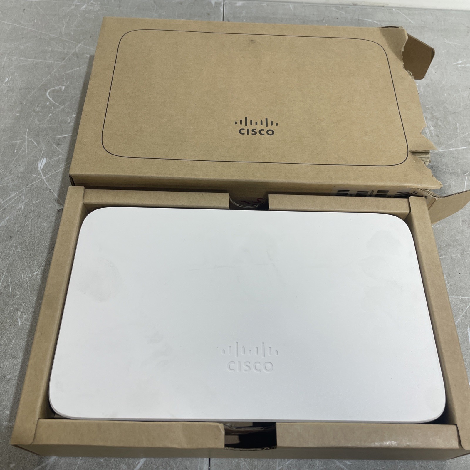 Cisco Meraki MR28-HW  Wi-Fi 6 Cloud Managed Access Point W Bracket S/N unclaimed
