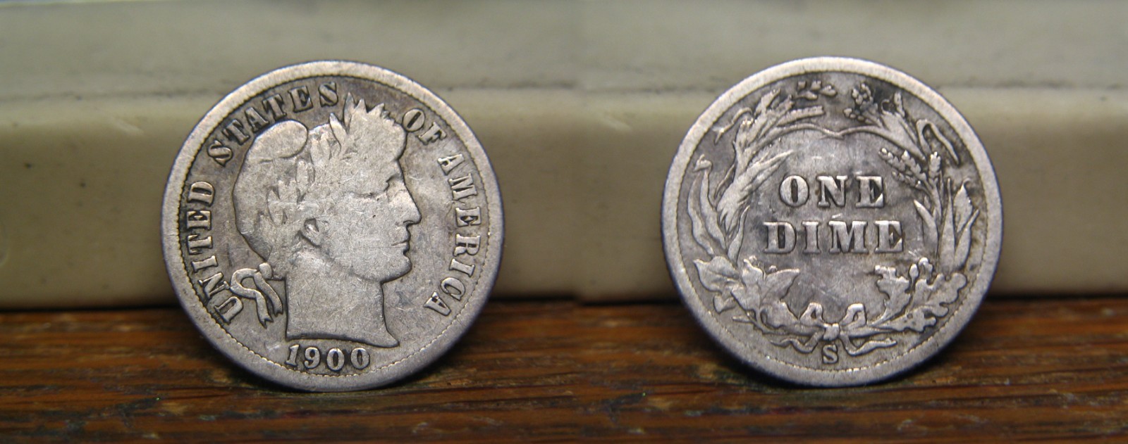 1900-S BARBER LIBERTY HEAD SILVER DIME 1900S US COIN