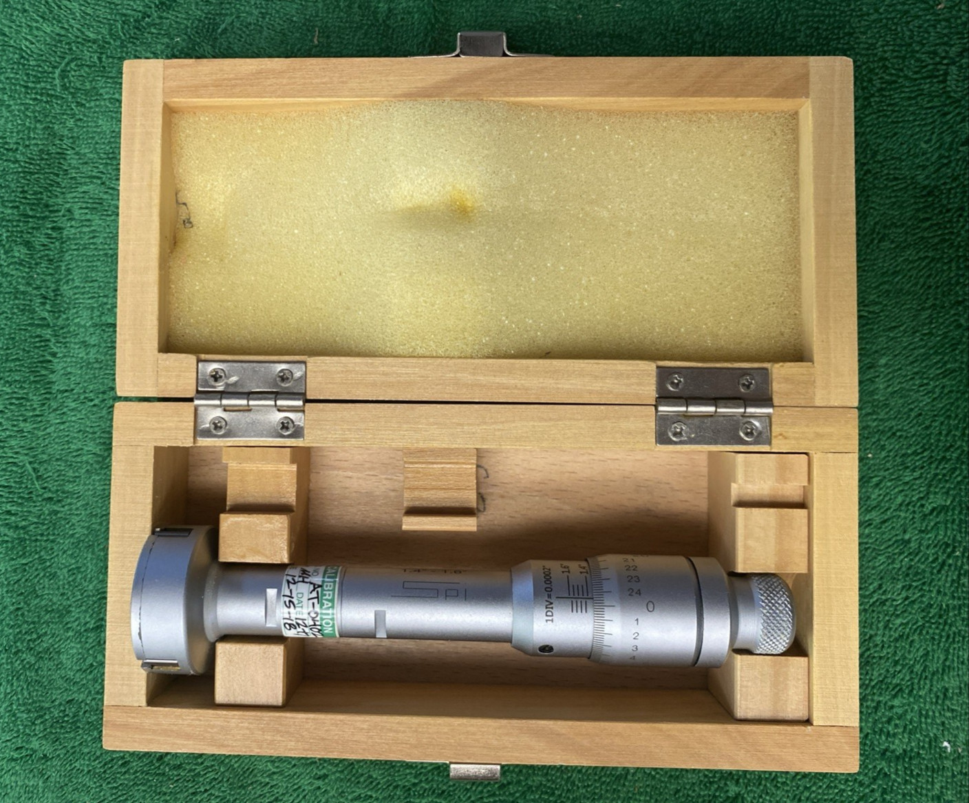 SPI No. AT-0402 1.4"-1.6" 3 POINT INSIDE BORE MICROMETER/ HOLE MIKE