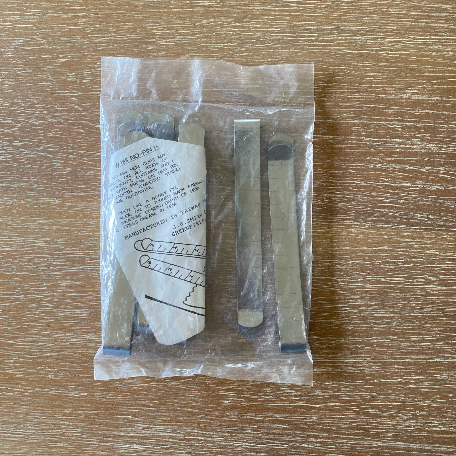 No. 188 No-Pin Hem Clips Sew Quilts Curtain Drapes by J.H. Smith- NEW