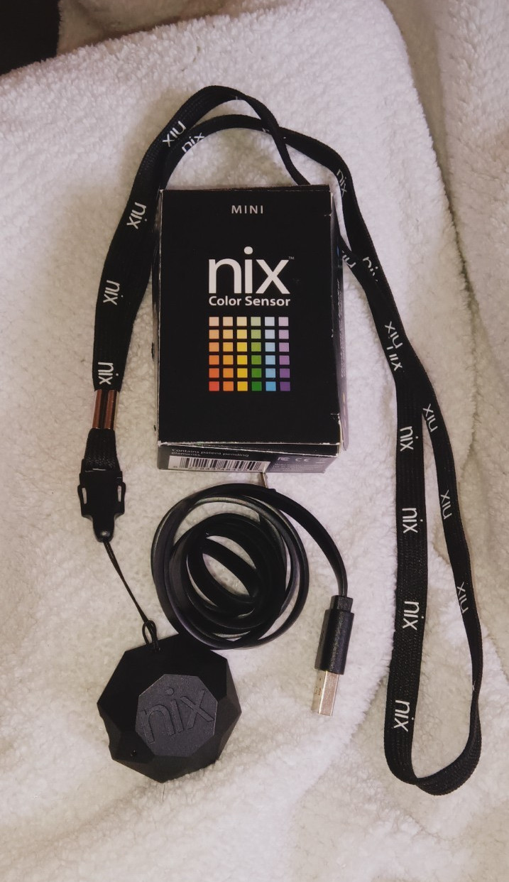 Nix Mini Optical Color Sensor, Black USB Connection w/ Cable, Box & Lanyard