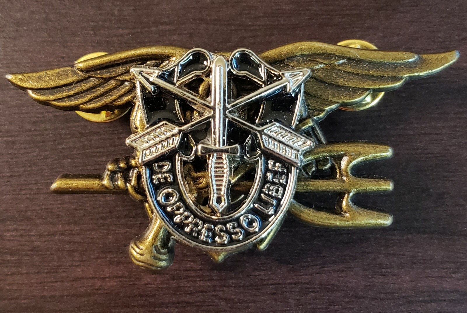 US Army Special Forces SF Crest US Navy Seals Trident Military Hat Pin