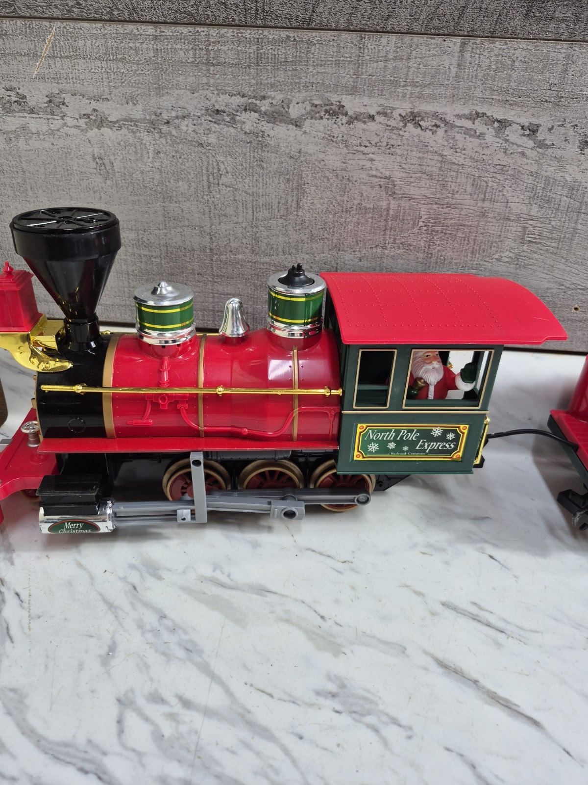 EZTEC NORTH POLE EXPRESS Engine Coal Tender Remote ControlOperated Tested