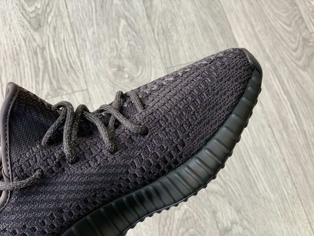 FU9006 Yeezy 350 Boost V2 “Black”