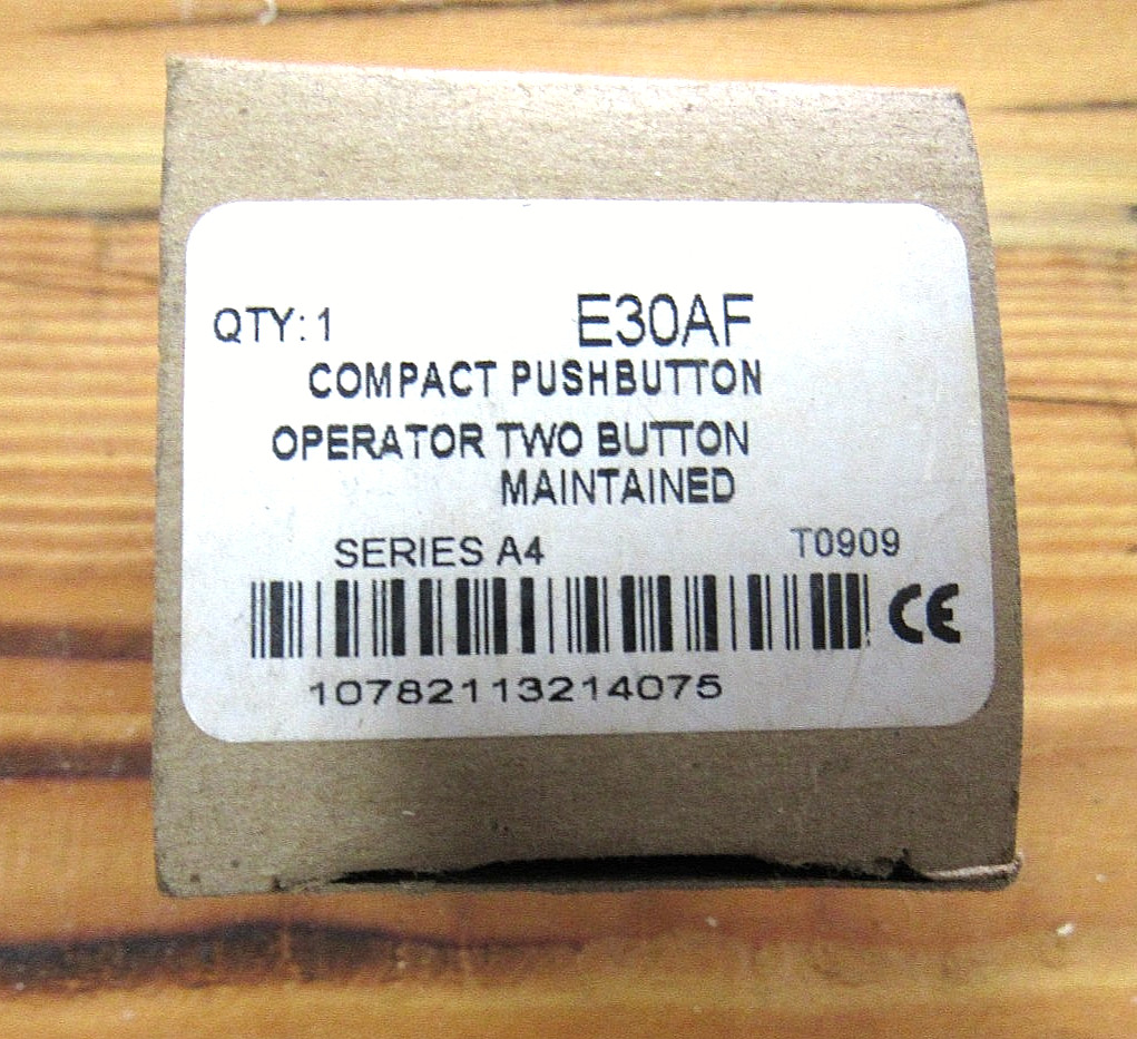 EATON CORPORATION E30AF (NEW IN OPEN BOX) COMPACT PUSHBUTTON