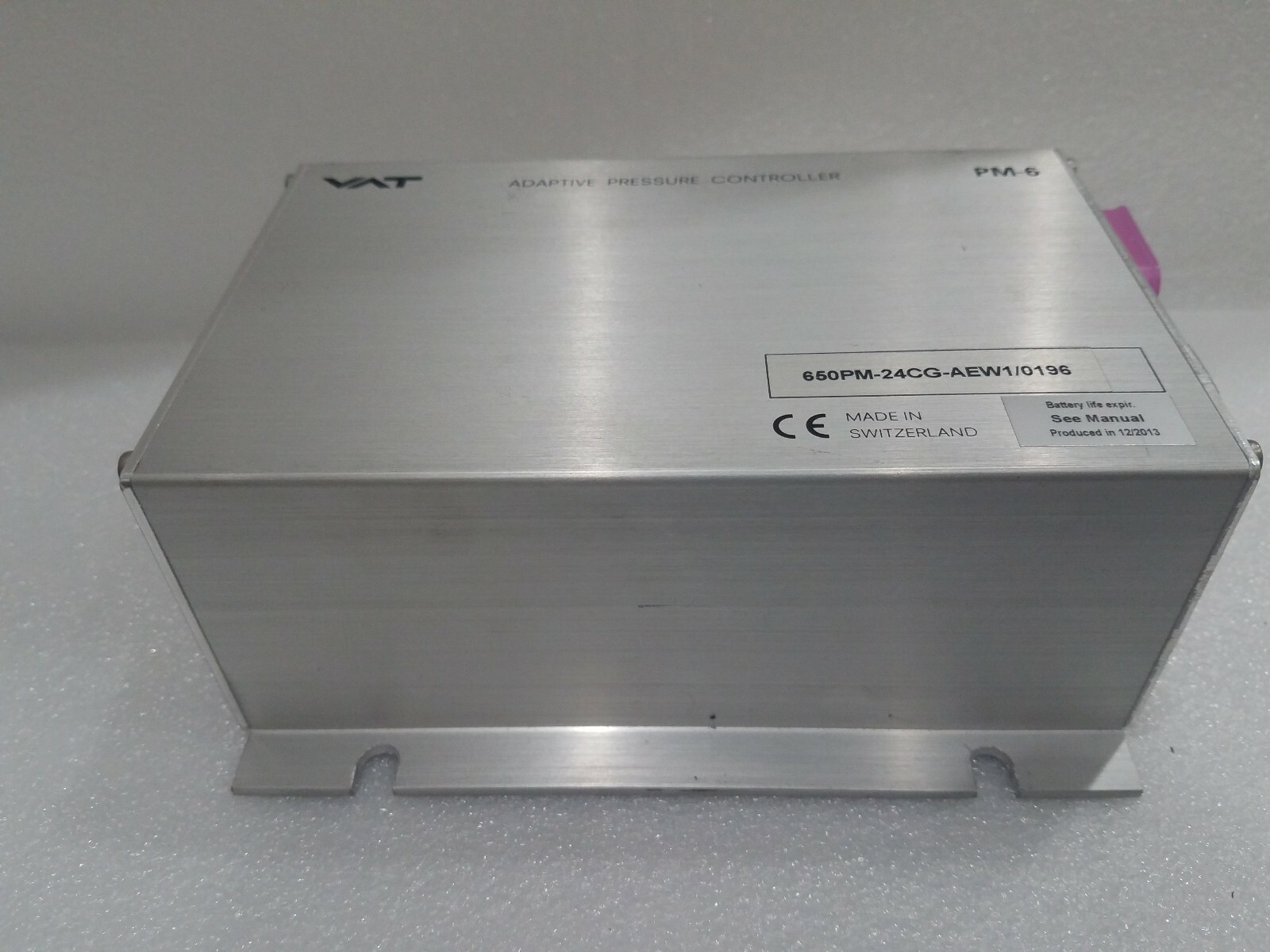 VAT Adaptive Pressure Controller PM6 650PM-24CG-AEW1/0196, used.