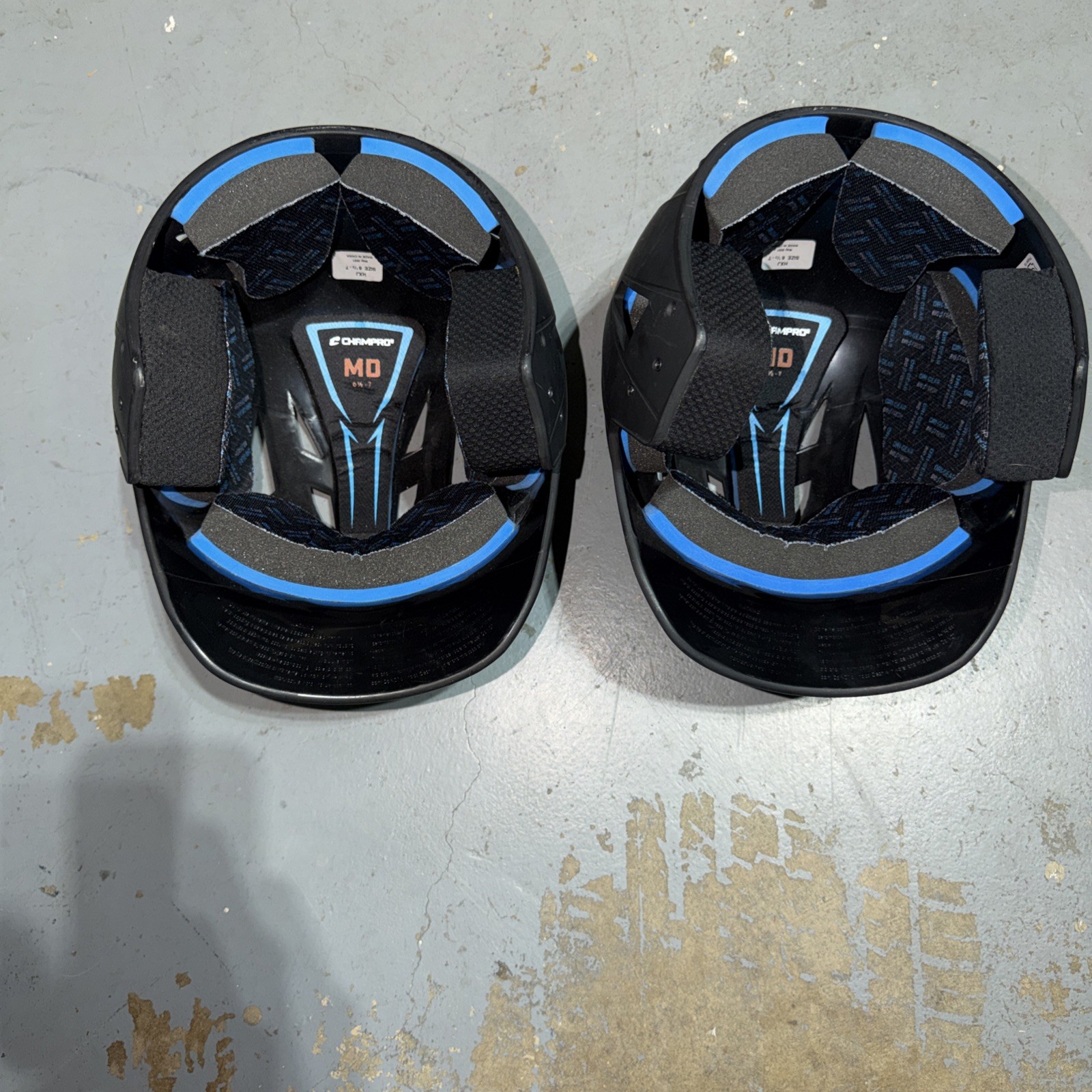 Champro MD Baseball Helmet - BLACK - Size Large 6 1/2 - 7 - “R” Decal