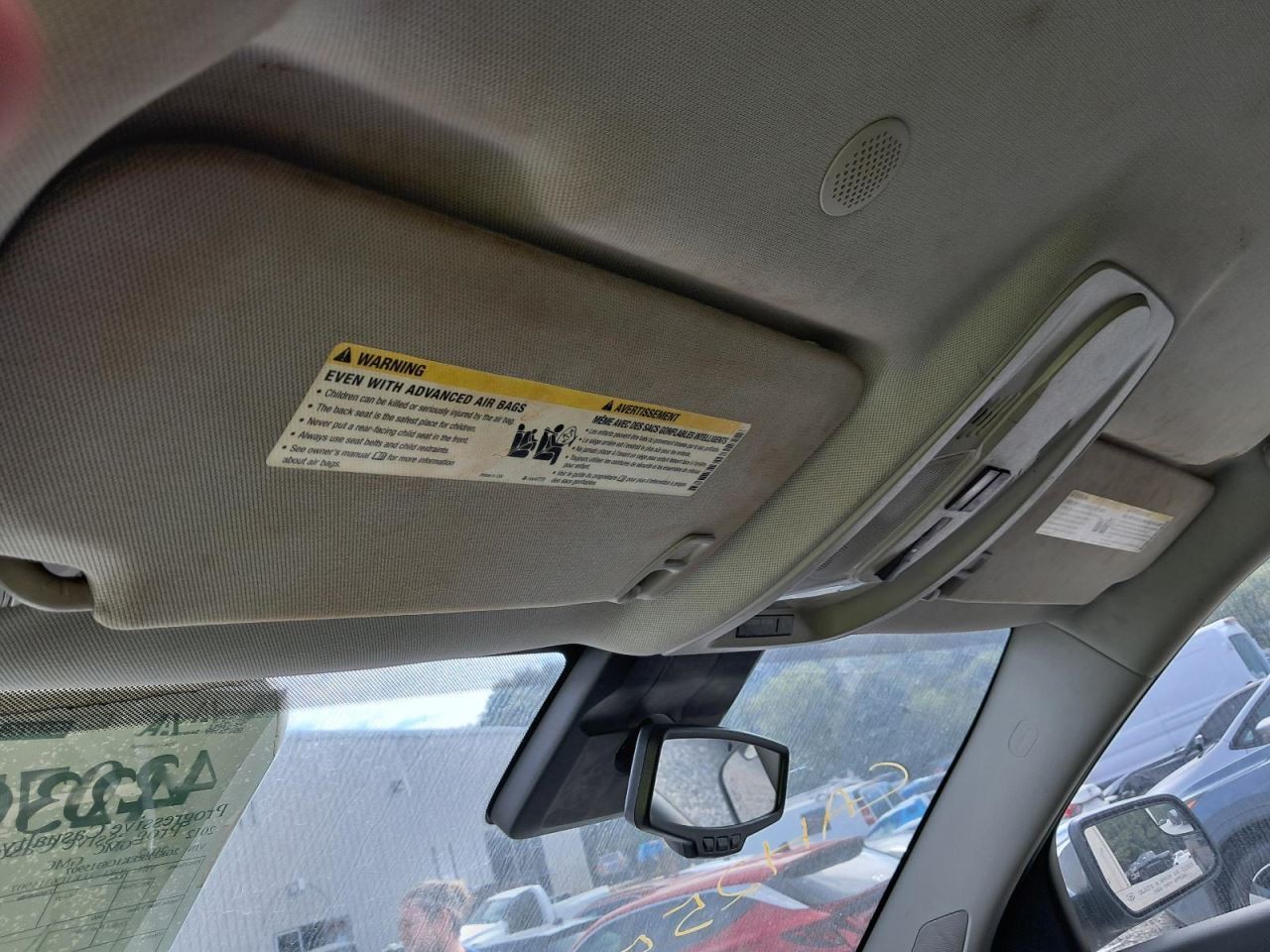 TERRAIN 2012 Glove Box 4774293