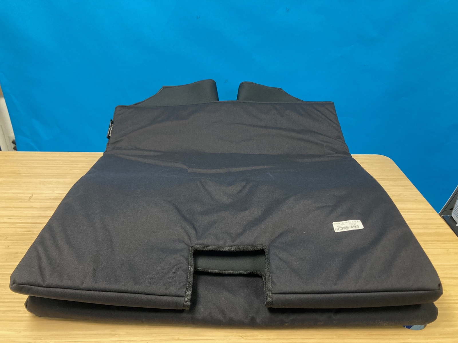 Undercover EVENT121A Deluxe Padded Speaker Cover