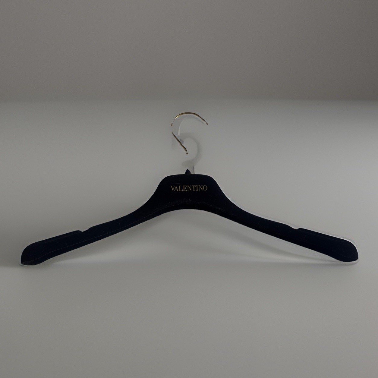 Authentic Luxury Hangar - Valentino,