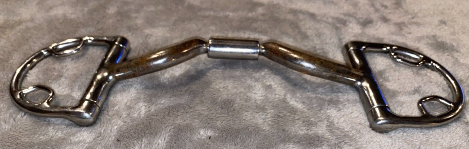6'' MYLER LOW PORT COMFORT BARREL ENGLISH BIT WITH HOOKS