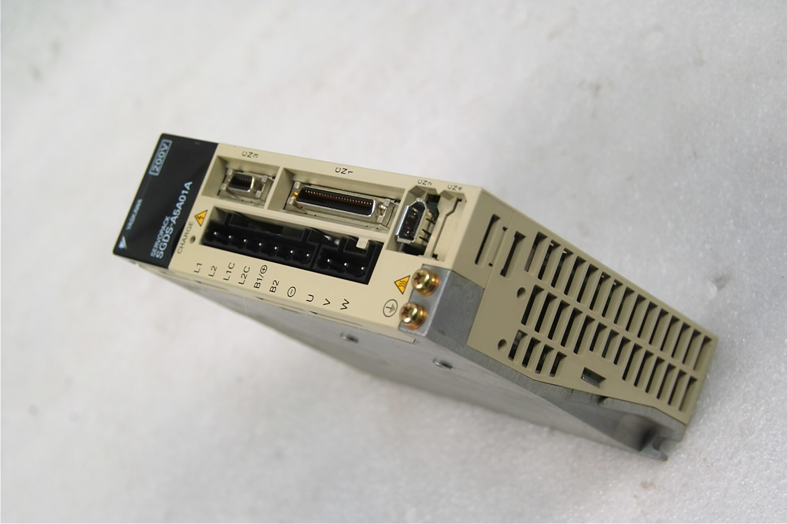 YASKAWA SERVOPACK SGDS-A5A01A TESTED WORKING FREE SHIP