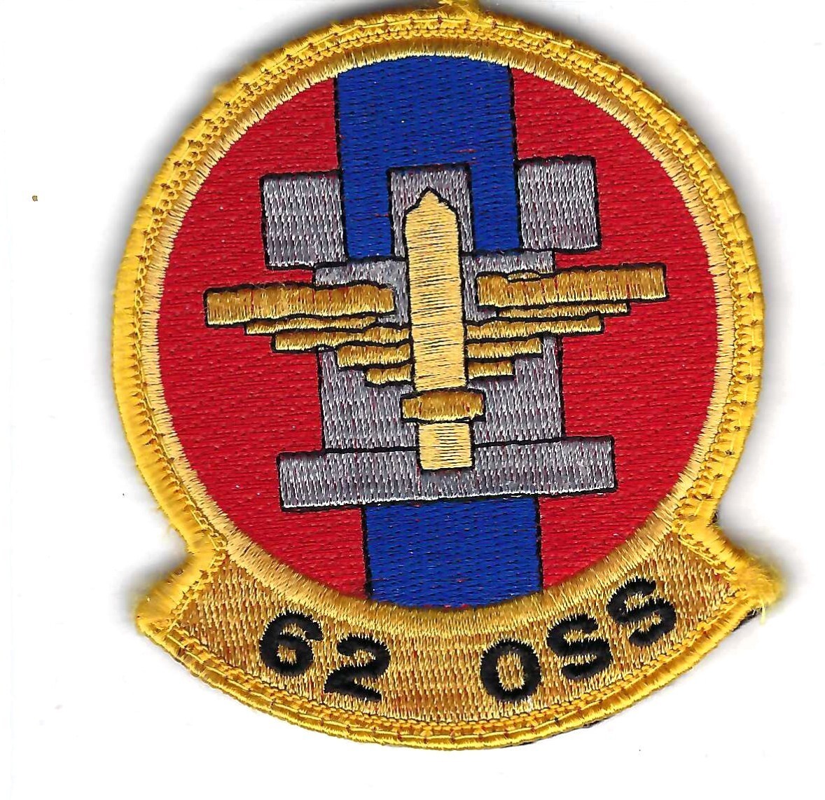 PATCH USAF 62ND OPERATIONS SUPPORT SQ OSS  McCHORD AFB      B8-27