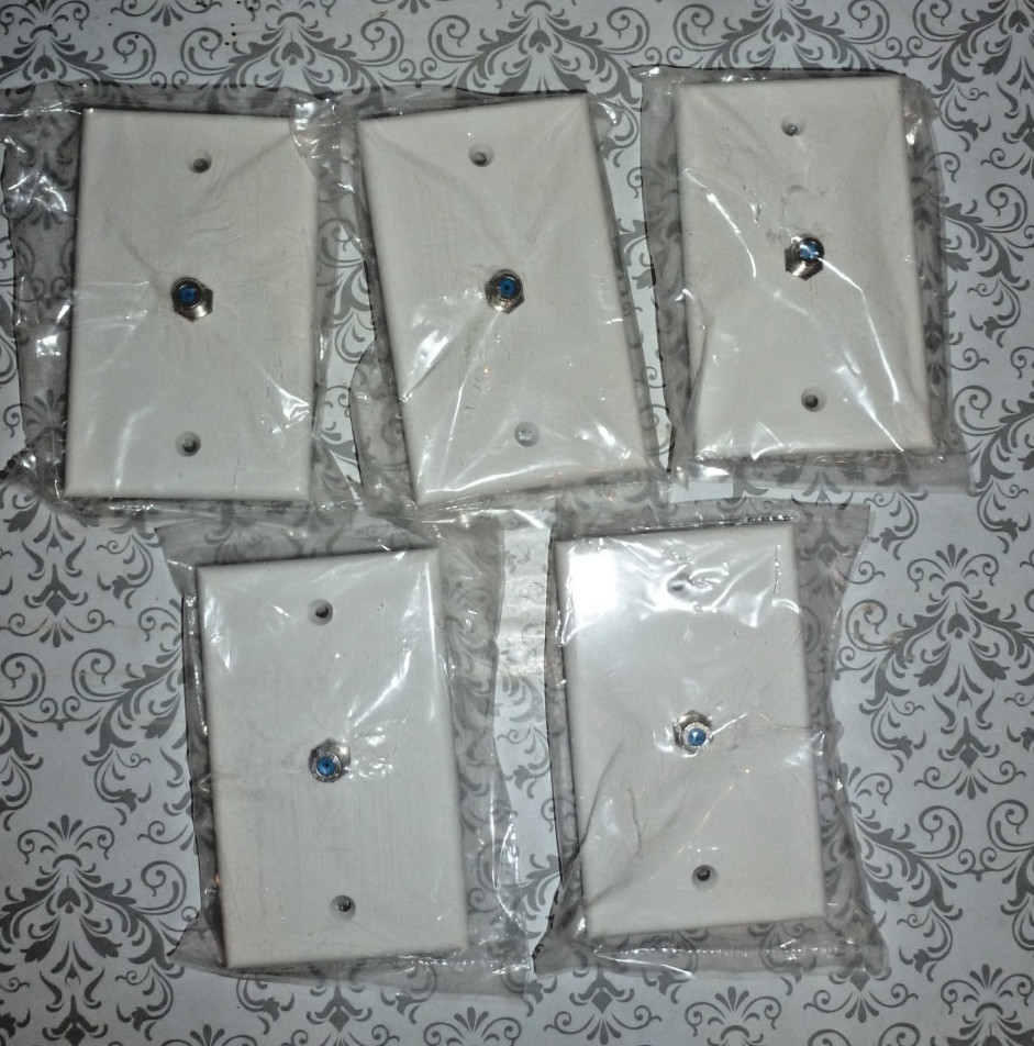FLUSH MOUNT COAXIAL WALL PLATE LOT OF 10 WHITE ##
