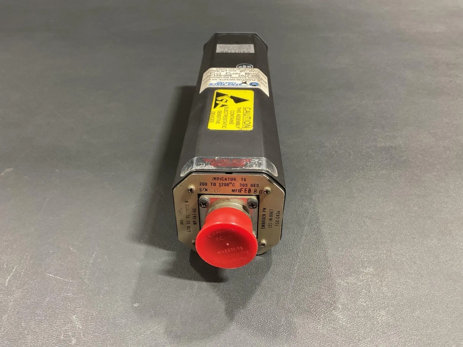 T6 Indicator EMB-120 w 8130