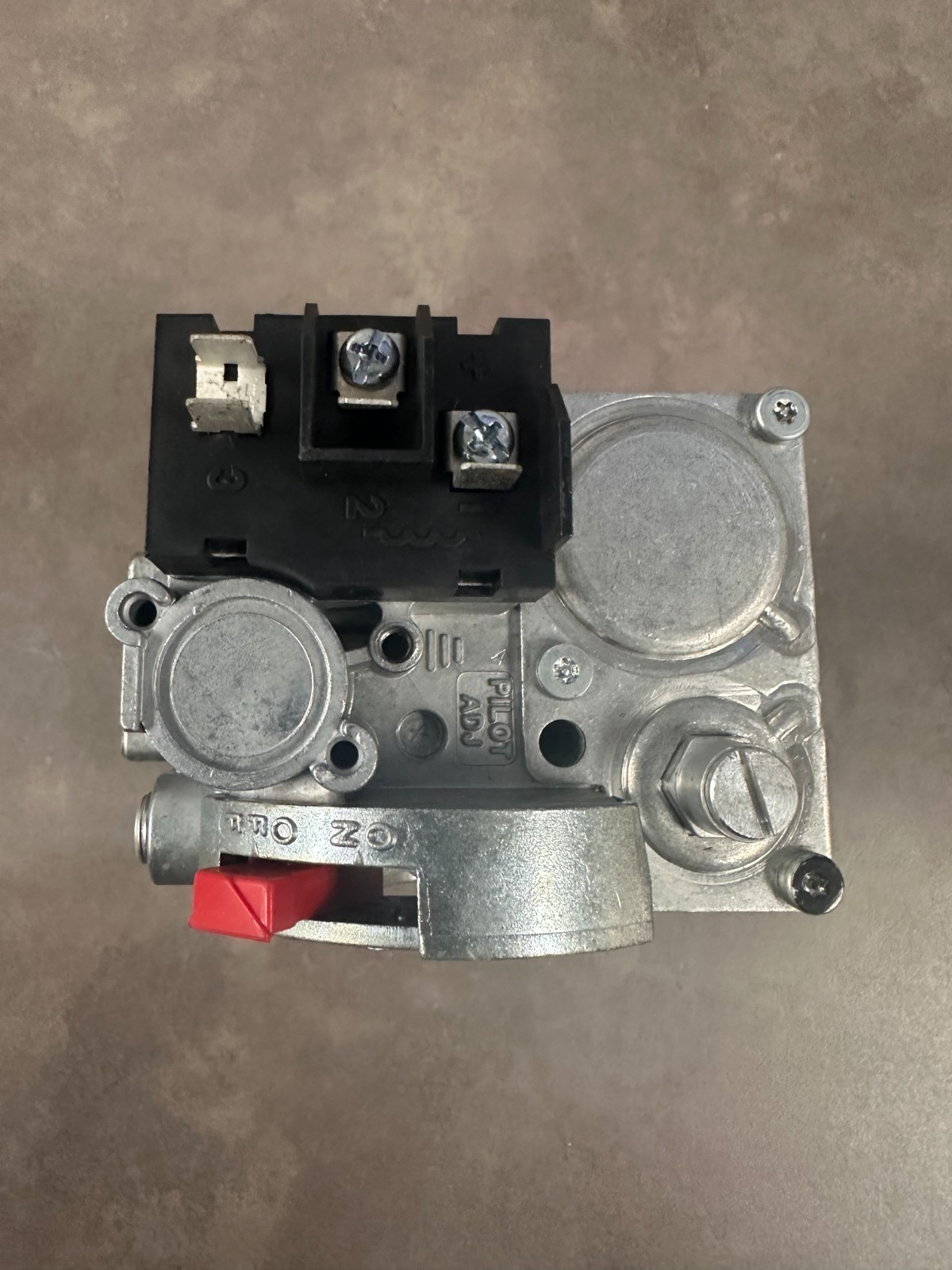Robertshaw 720-051 Gas Valve. Hot surface Ignition.