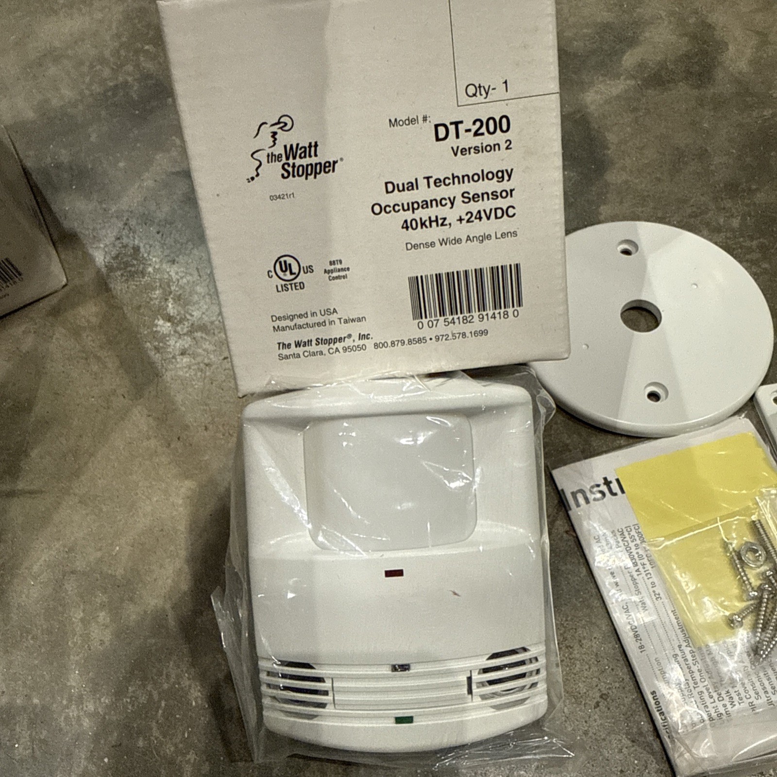 Wattstopper DT-200 Dual Version 2 TechOccupancy Sensor 40kHz 24VDC
