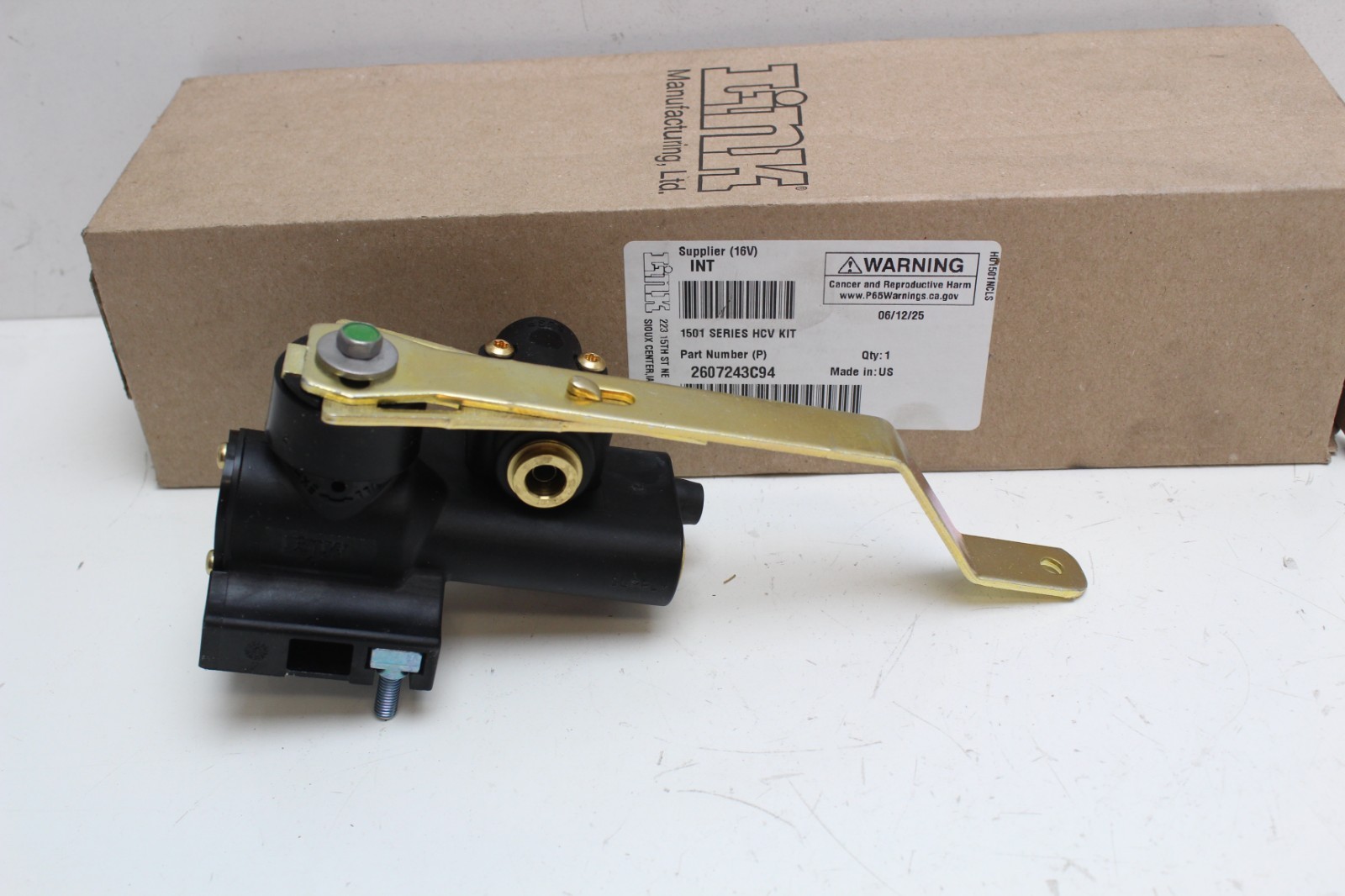 NEW 2607243C92 International Link Hadley Height Control Valve W/ Dump 2607243C94